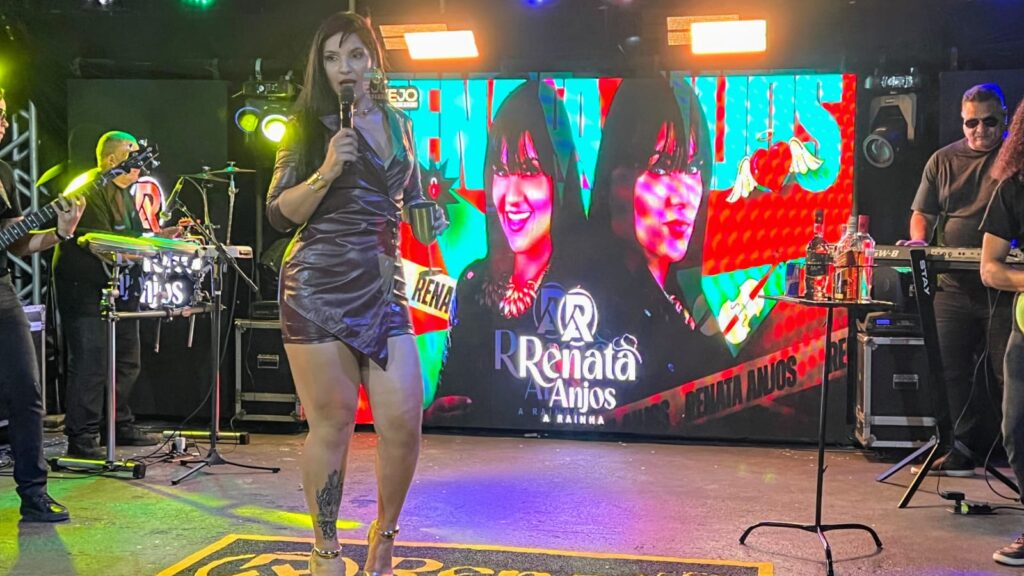 Renata Anjos lança projeto audiovisual com oito faixas e se destaca com a autoral “Coração Palhaço”